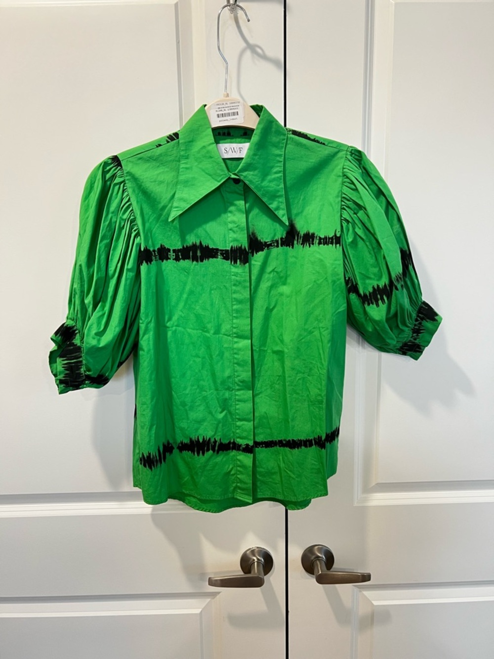 SWF Green Puff Sleeve Blouse with Black Wave Detail